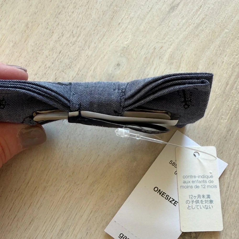 GAP nwt chambray